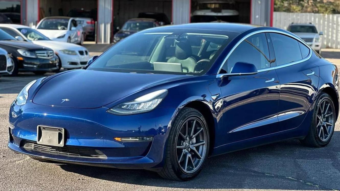 TESLA MODEL 3 2019 5YJ3E1EA2KF356363 image